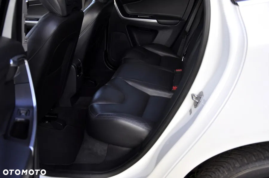 Volvo XC 60 T5 Powershift Summum - 25
