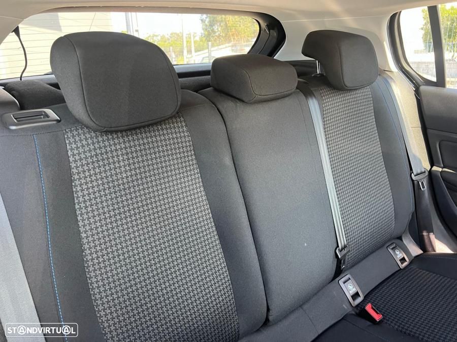 Peugeot 308 1.2 PureTech Active - 11