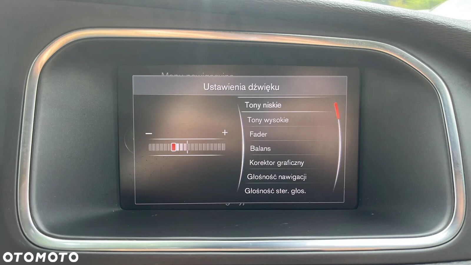 Volvo V40 D3 Drive-E Momentum - 21