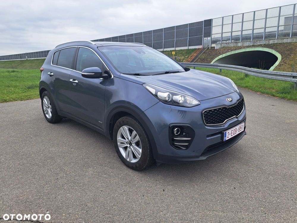Kia Sportage 2.0 CRDI 4WD Automatik Dream-Team Edition - 38
