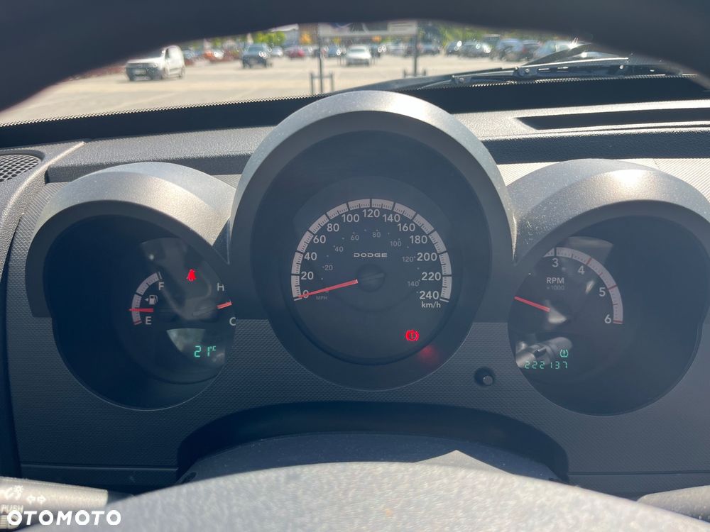 Dodge Nitro 2.8 CRD SE - 9