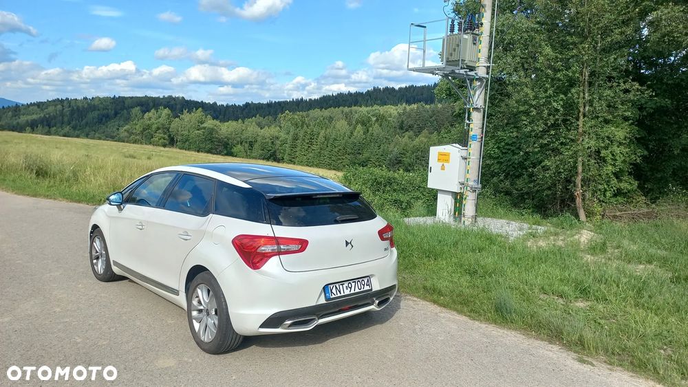 DS Automobiles DS 5 - 8