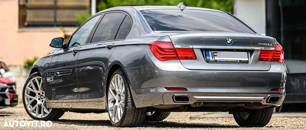 BMW Seria 7 740Li - 3