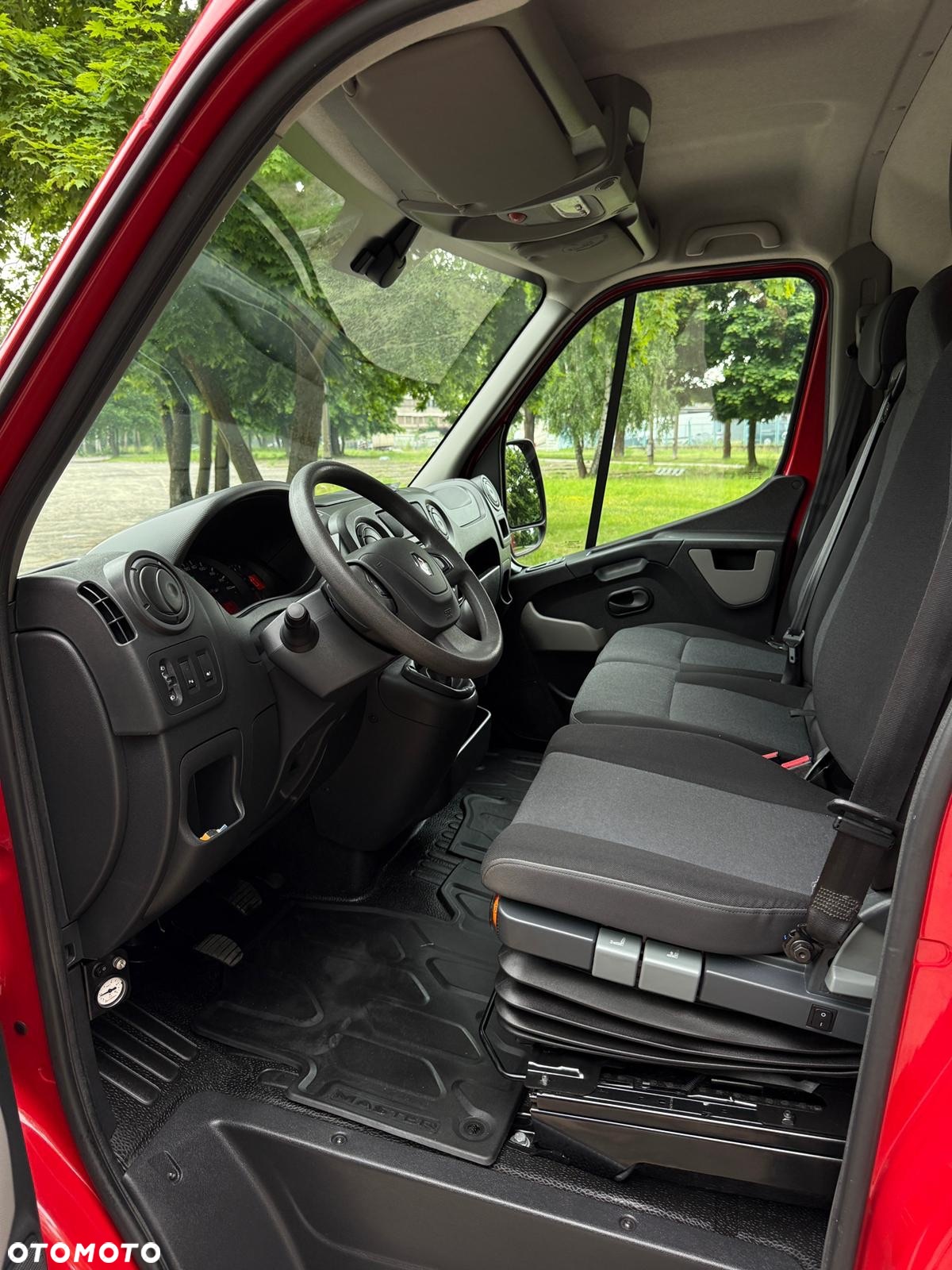 Renault Master - 10