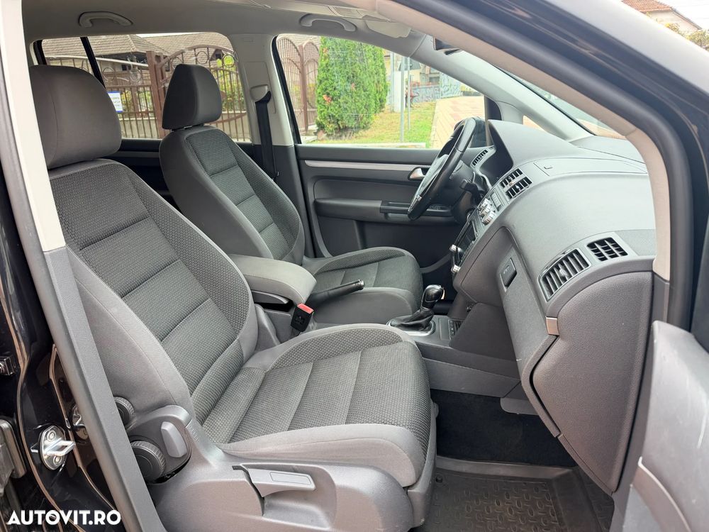 Volkswagen Touran - 6