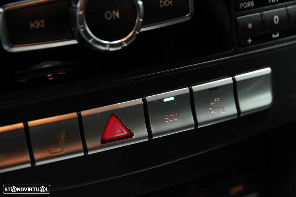 Mercedes-Benz E 250 BlueTEC Avantgarde Auto. - 16