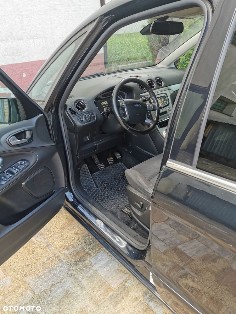 Ford Galaxy - 6