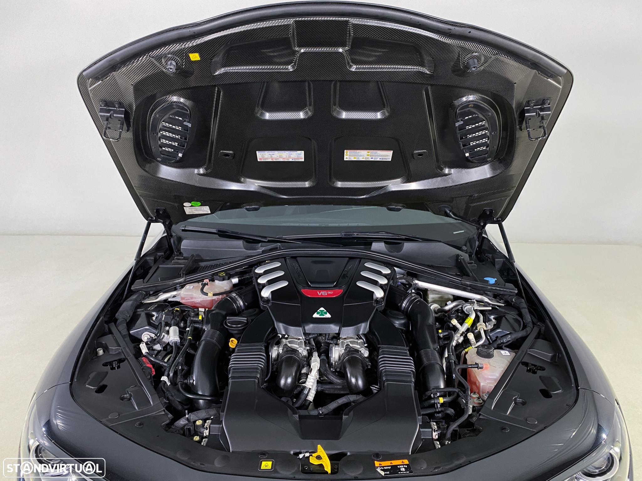 Alfa Romeo Giulia 2.9 Bi-Turbo Quadrifoglio AT8 - 27