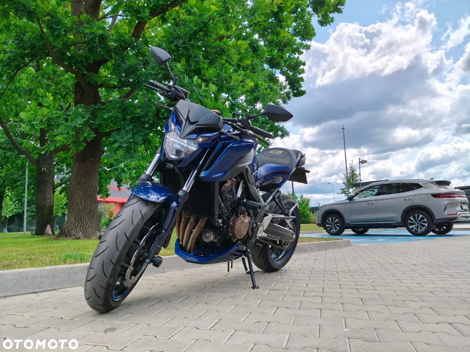 Honda CB - 4