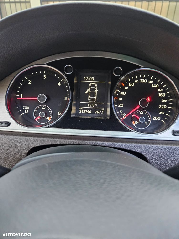 Volkswagen Passat 2.0 TDI BlueMotion Tehnology Highline - 11