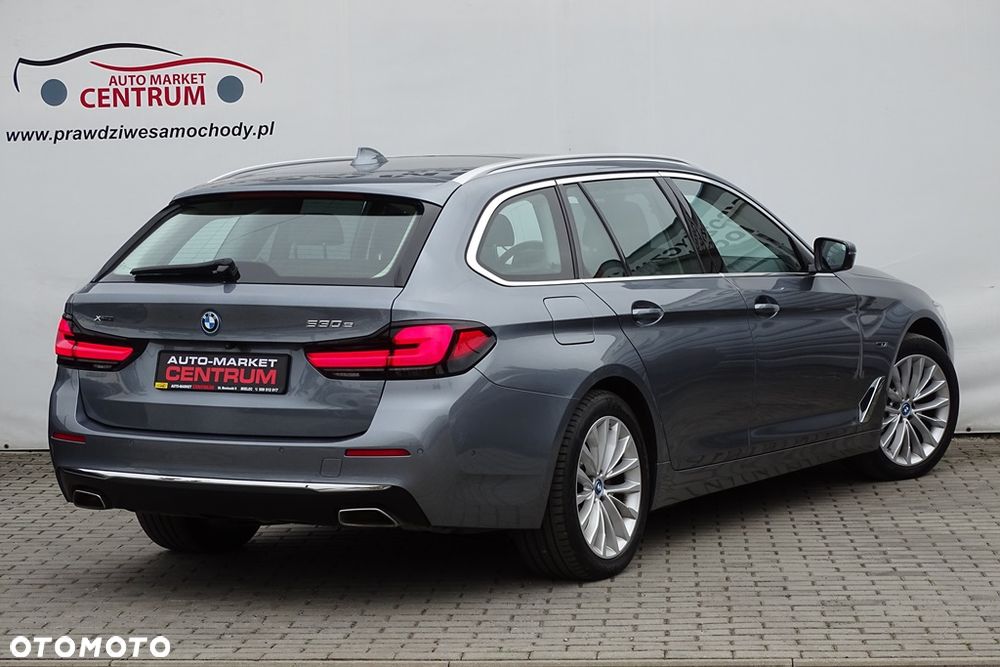 BMW Seria 5 530e xDrive Luxury Line sport - 15