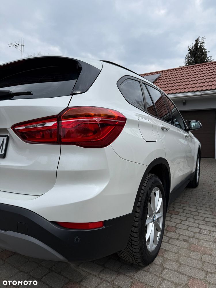 BMW X1 sDrive18d - 14
