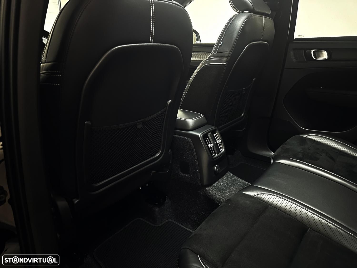 Volvo XC 40 1.5 T5 PHEV R-Design Expression - 44