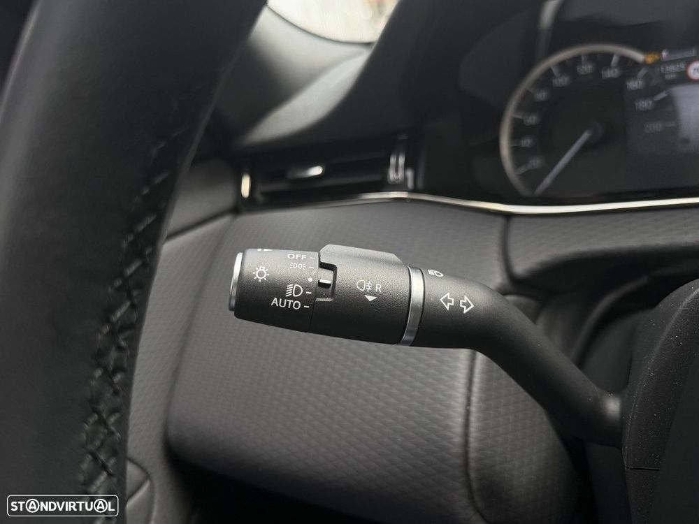 Land Rover Range Rover Evoque 1.5 P160 R-Dynamic S Auto - 36