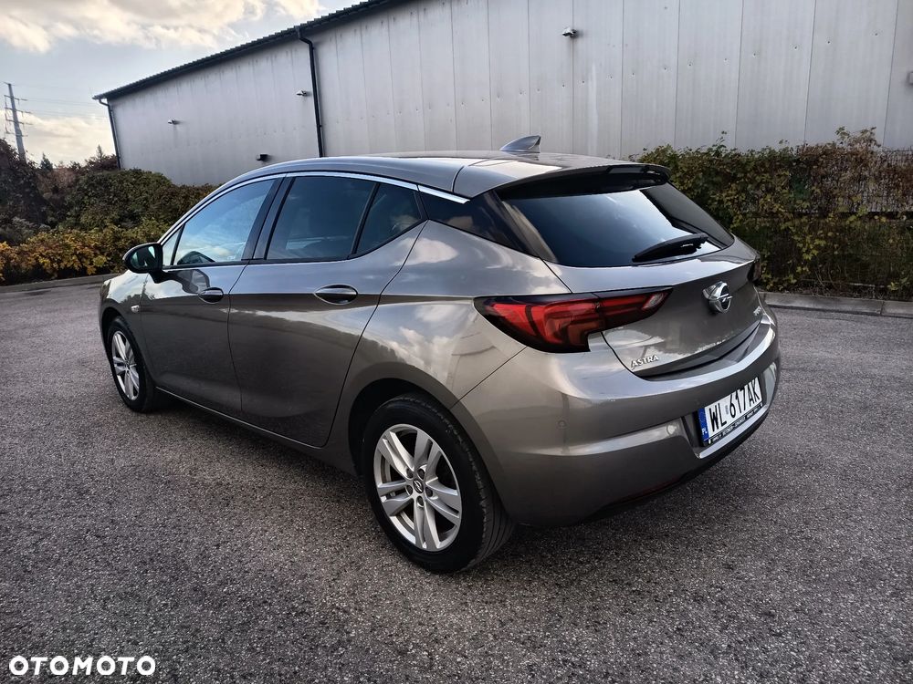 Opel Astra 1.4 T Elite - 6