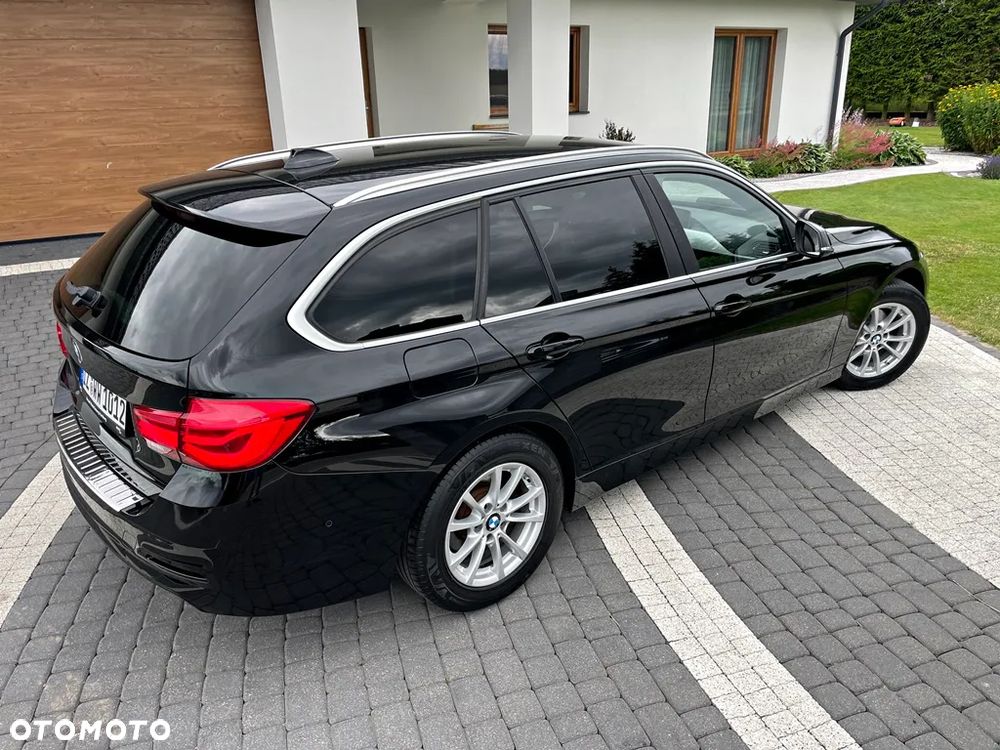 BMW Seria 3 318i Touring Advantage - 19