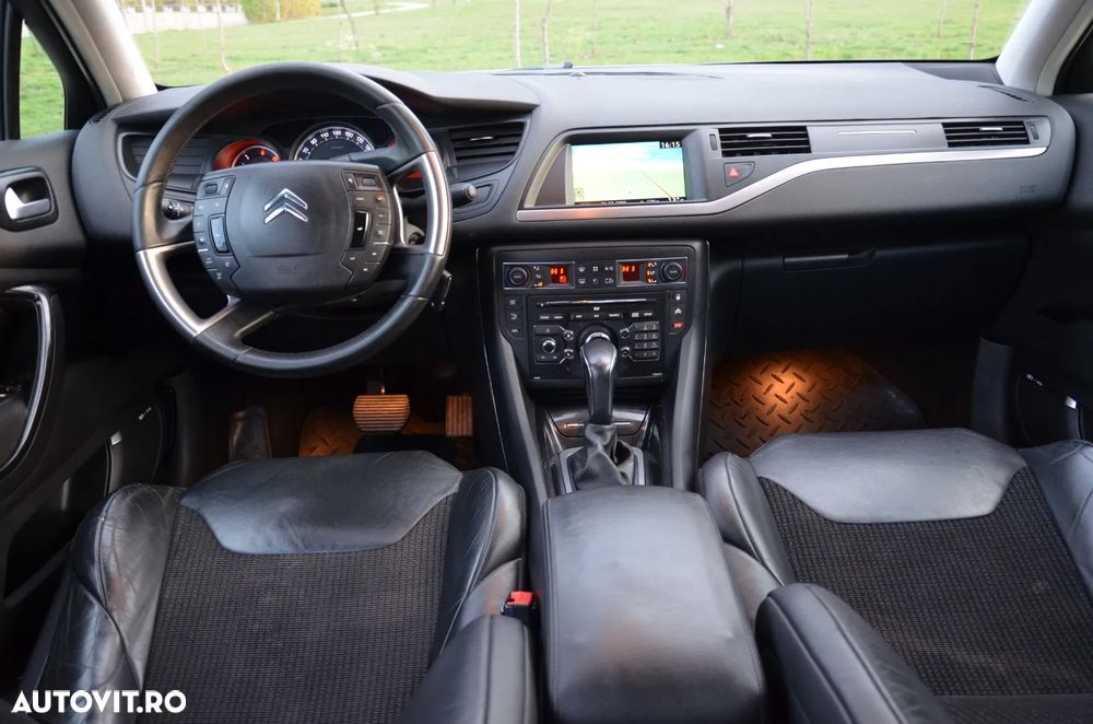 Citroën C5 2.0 HDI Susp H3+ Exclusive - 25