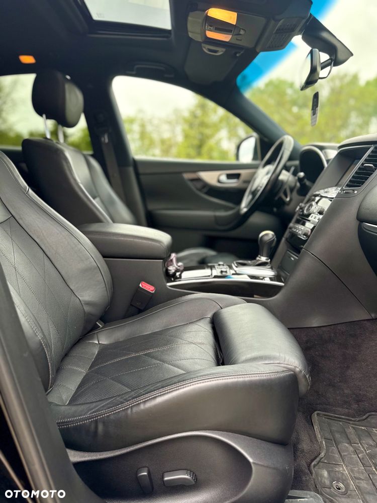 Infiniti QX70 3.0d S Premium - 18