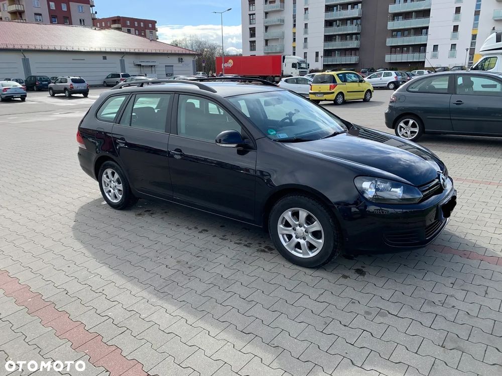 Volkswagen Golf 1.6 TDI DPF Trendline - 4