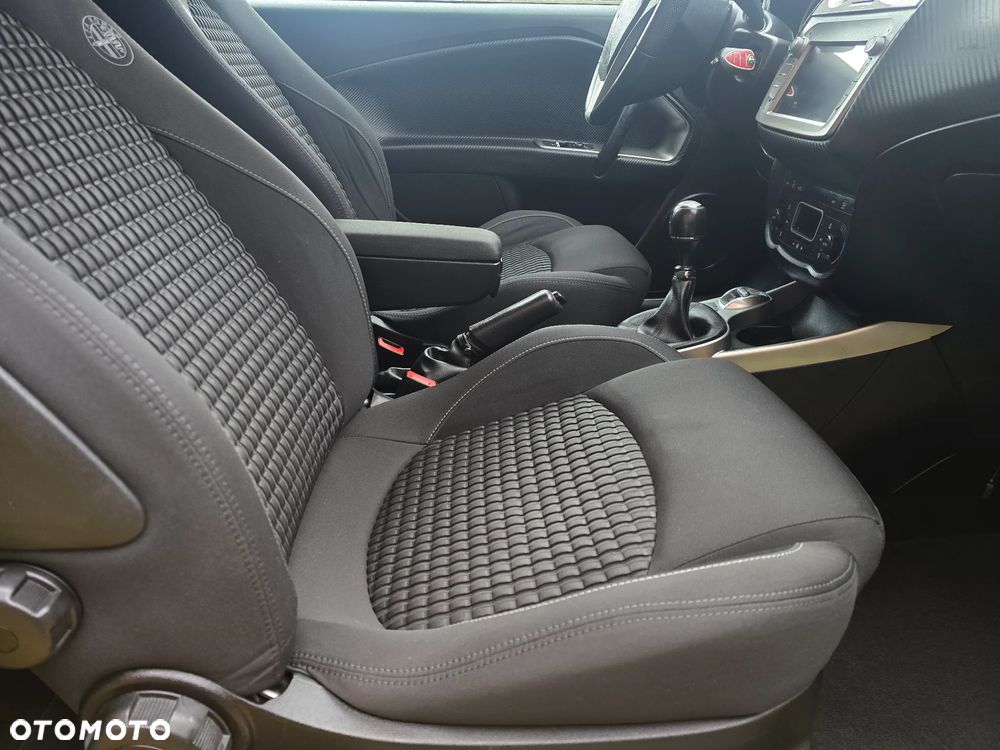 Alfa Romeo Mito TB 1.4 16V MultiAir Turismo - 26