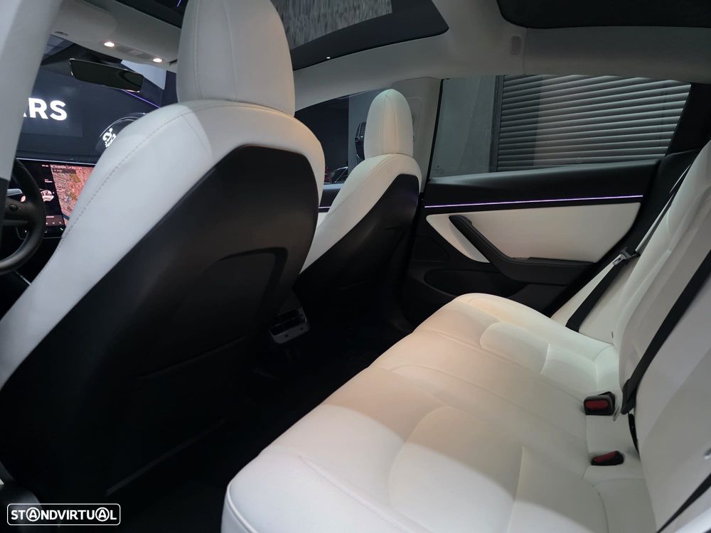 Tesla Model 3 Standard Range Plus RWD - 46