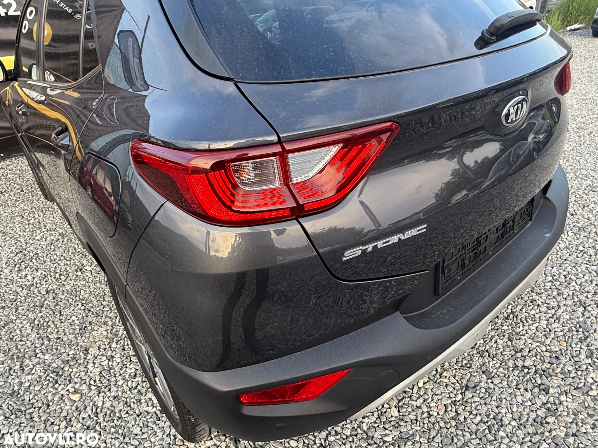 Kia Stonic 1.0 T-GDI 120 Platinum Edition - 28