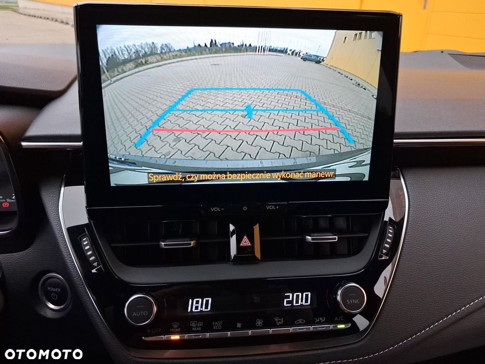 Toyota Corolla 1.8 Hybrid Comfort - 22