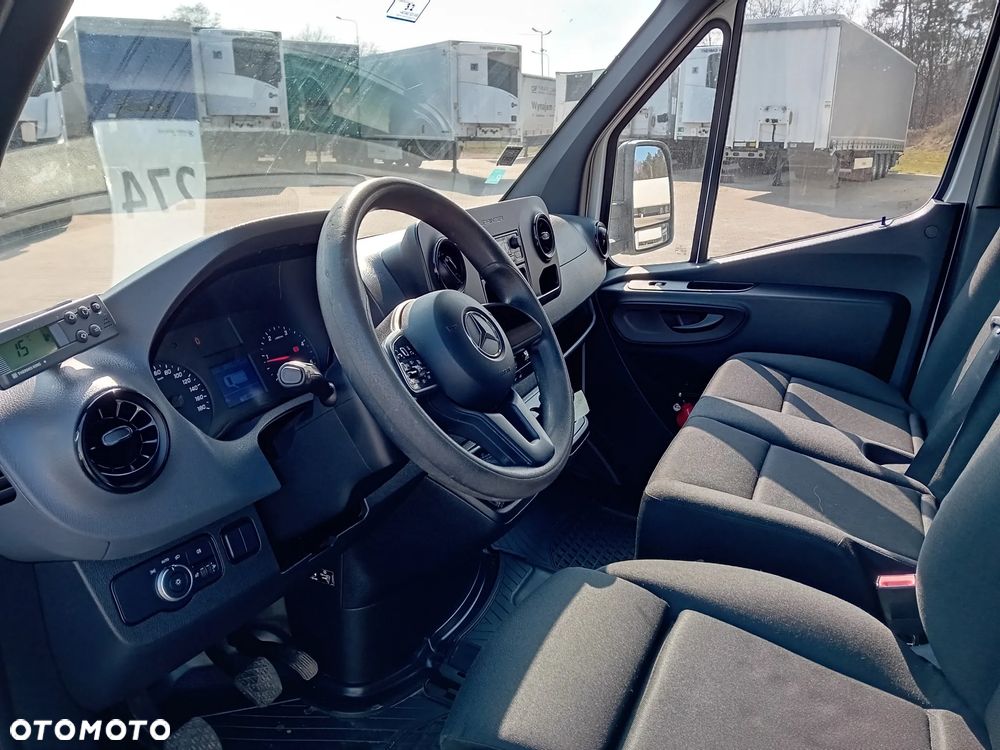 Mercedes-Benz SPRINTER 316 - 12