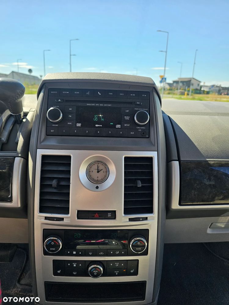 Chrysler Grand Voyager 2.8 CRD Limited - 16