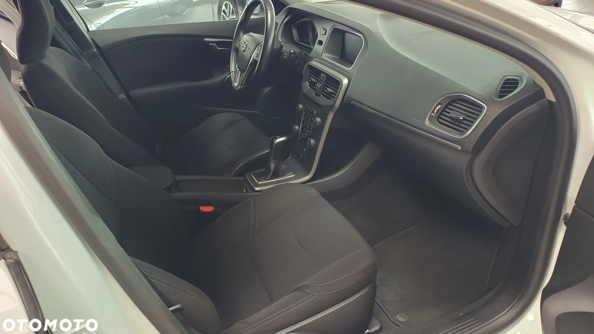 Volvo V40 D2 Drive-E Kinetic - 21