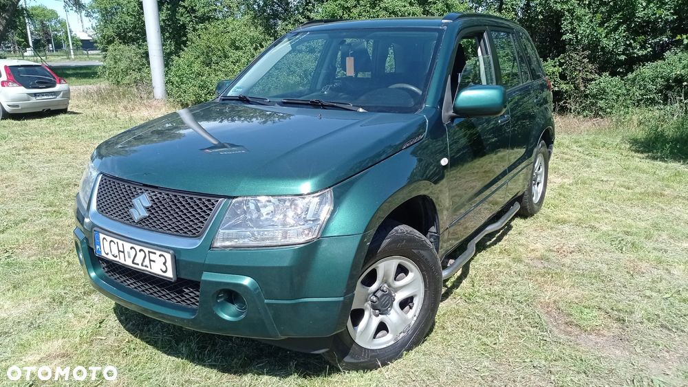 Suzuki Grand Vitara 2.0 Comfort - 30