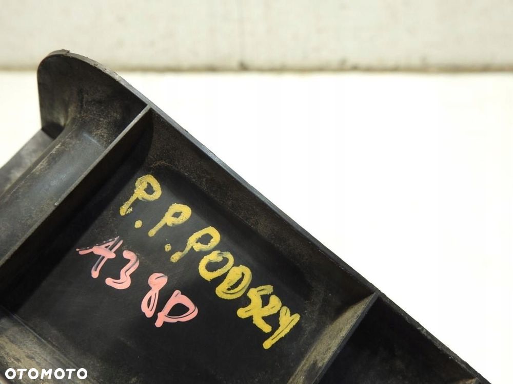 KRATKA WLOT POWIETRZA PRAWA PRZÓD AUDI A3 8P 1K0815479B - 2