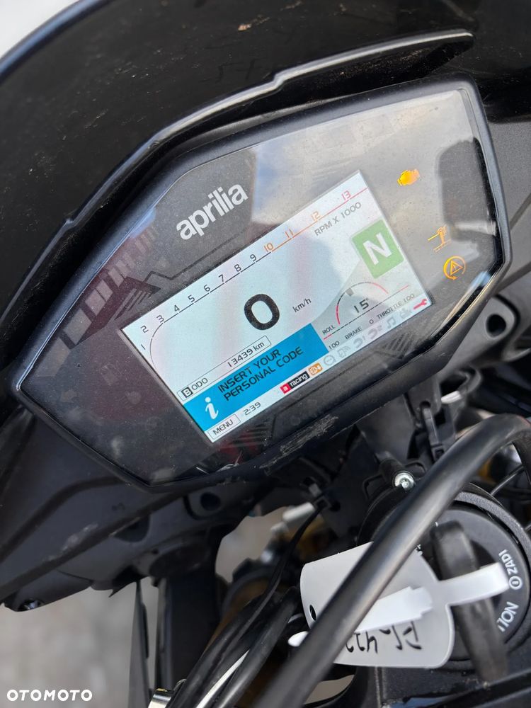 Aprilia Tuono - 8