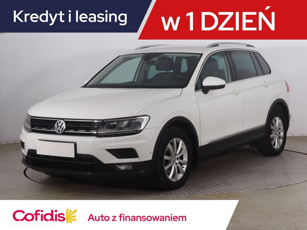 Volkswagen Tiguan - 2
