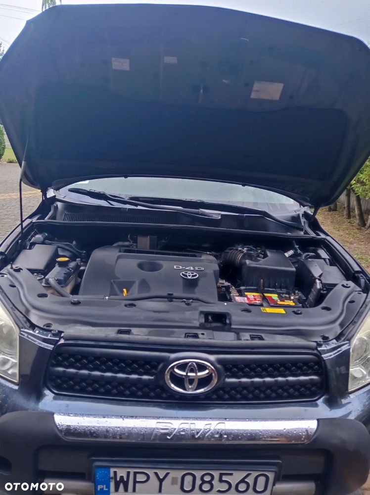 Toyota RAV4 2.2 D-4D Premium - 6