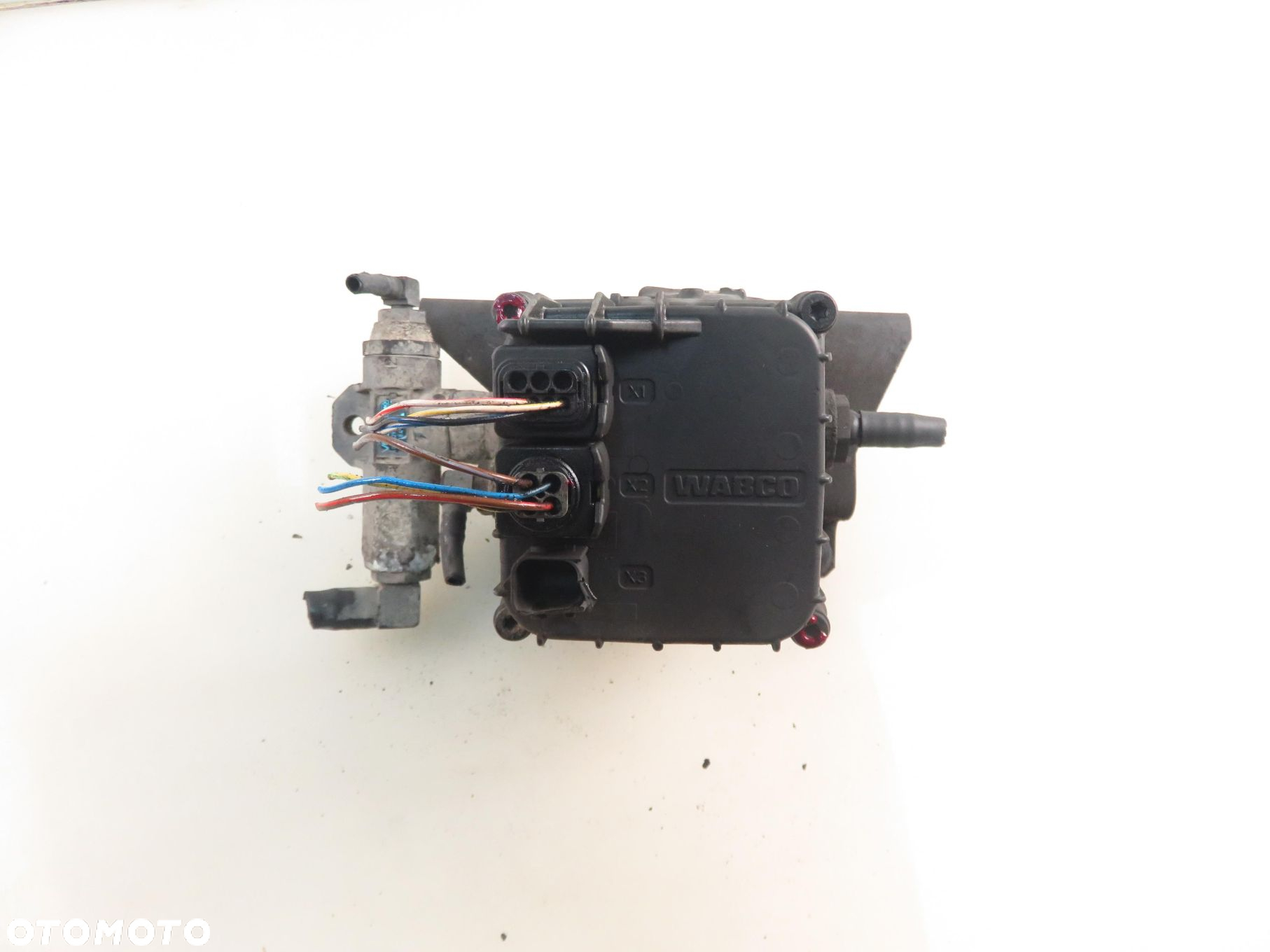 ZAWÓR MODULATOR EBS MERCEDES-BENZ ACTROS MP4 / MP5 0004297524 4801065120 - 4
