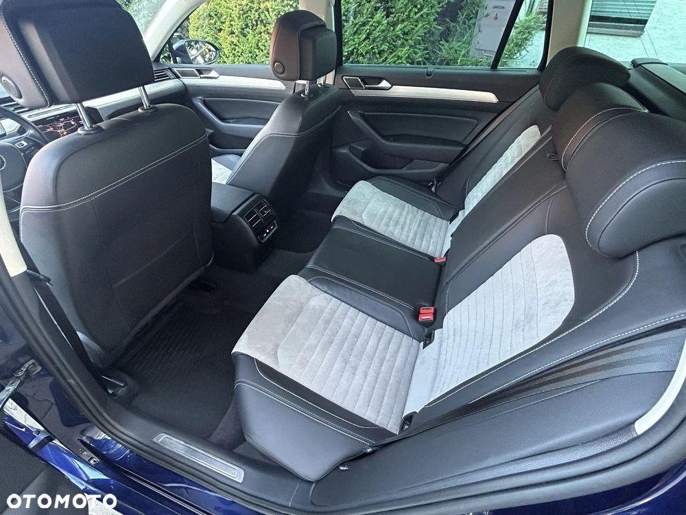 Volkswagen Passat Variant 2.0 TDI SCR 4Motion DSG (BMT) Highline - 18