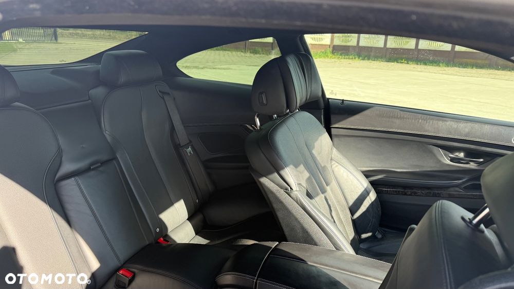 BMW Seria 6 650i - 15
