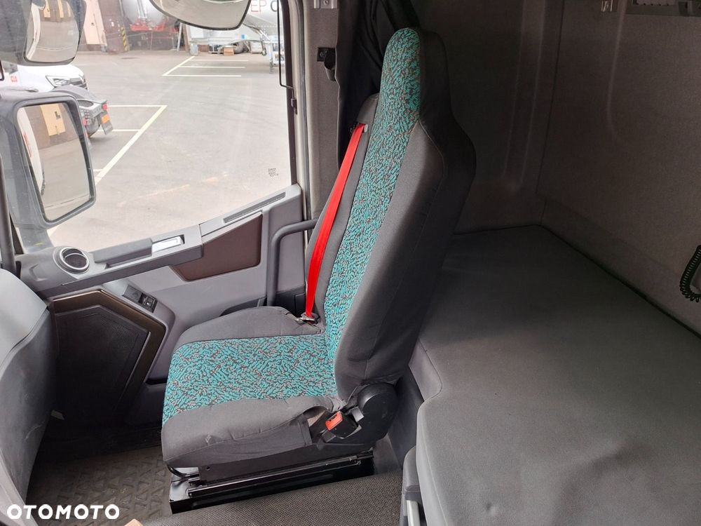 Renault T 460 - 19
