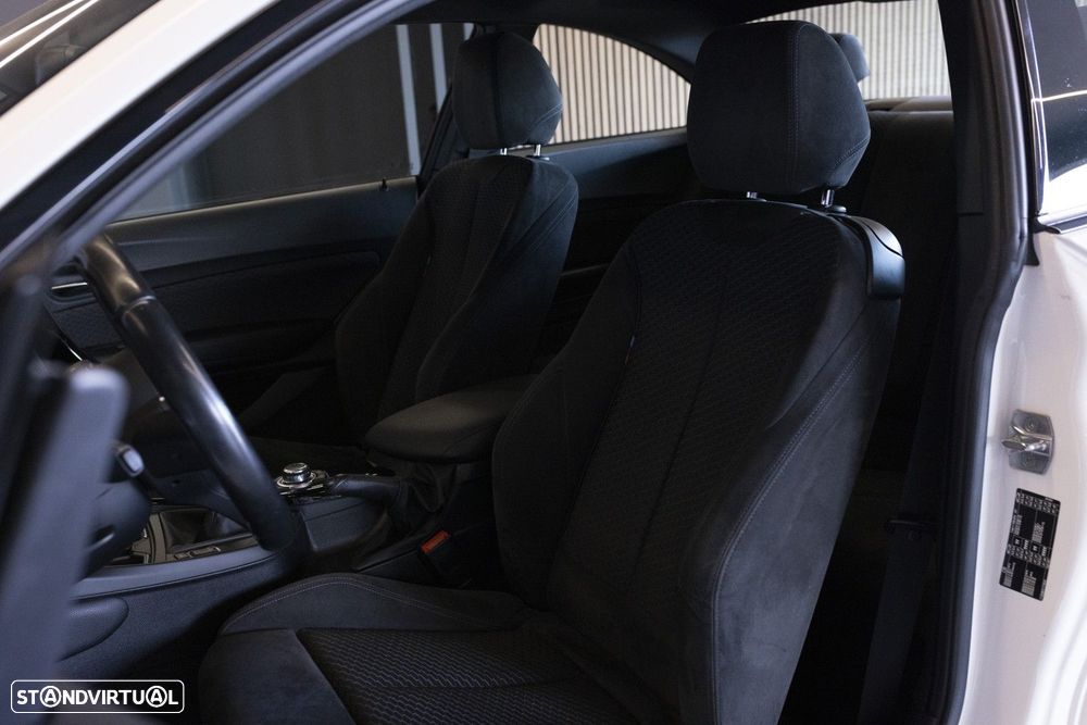 BMW 218 i Coupe Pack M - 15