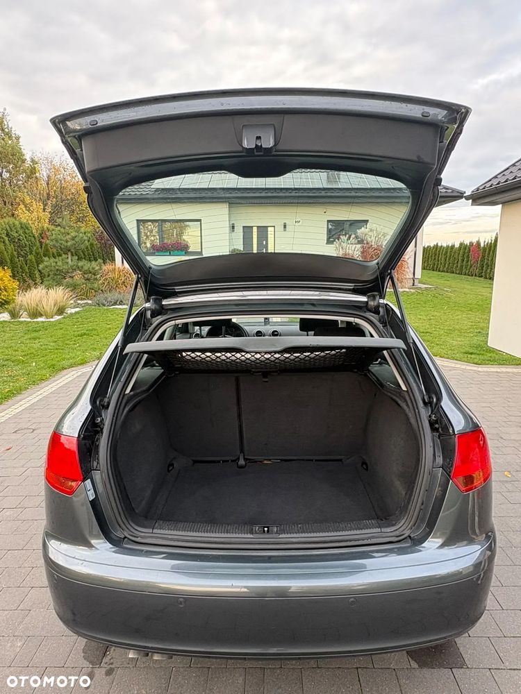 Audi A3 Sportback - 6