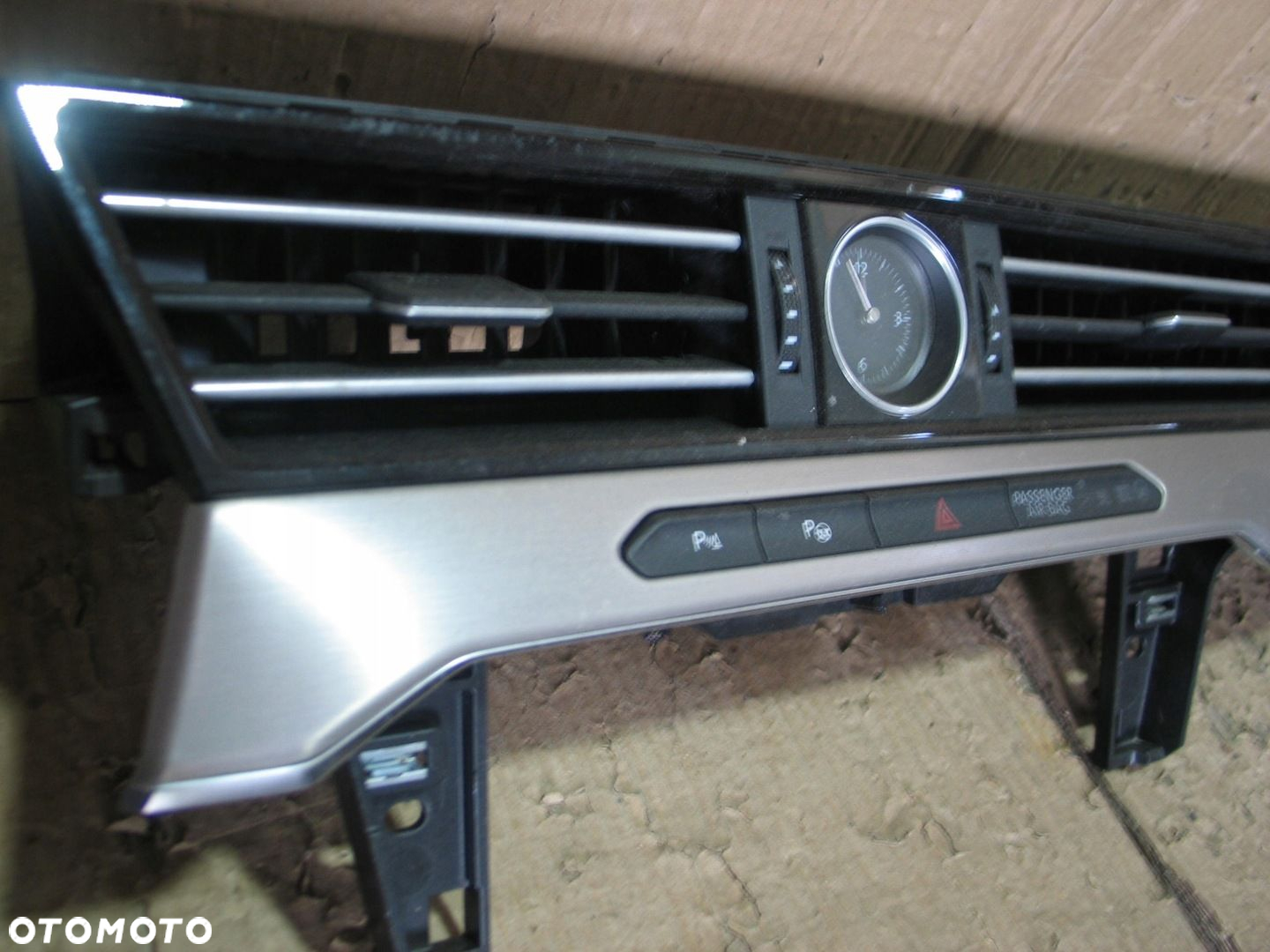 Listwa dekor kratka nawiewu zegarek vw passat B8 3G1853262AJ - 6