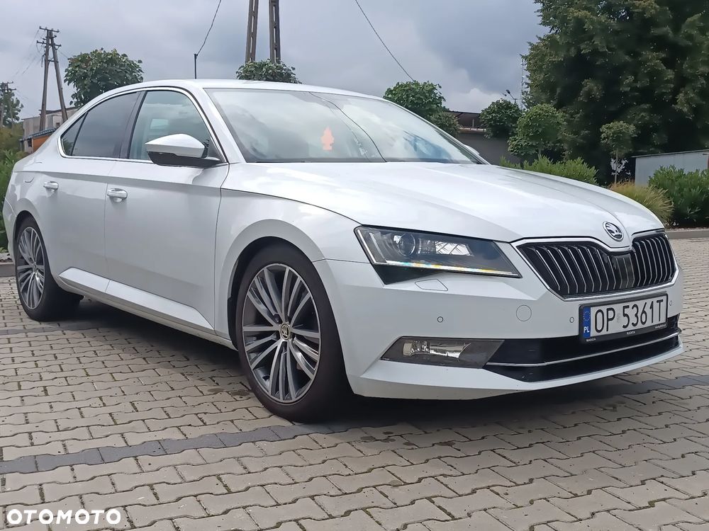 Skoda Superb 2.0 TDI 4x4 DSG Sportline - 1