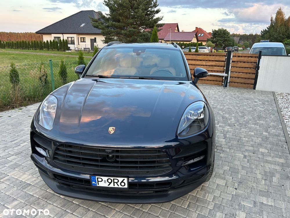 Porsche Macan - 1