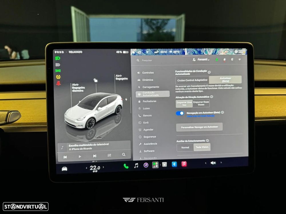 Tesla Model Y Long Range Dual Motor AWD - 25