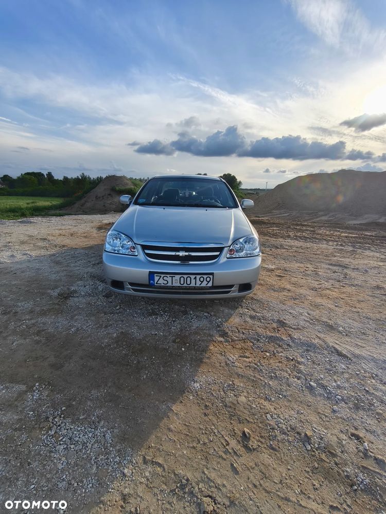 Chevrolet Lacetti 1.4 SE / Star - 6