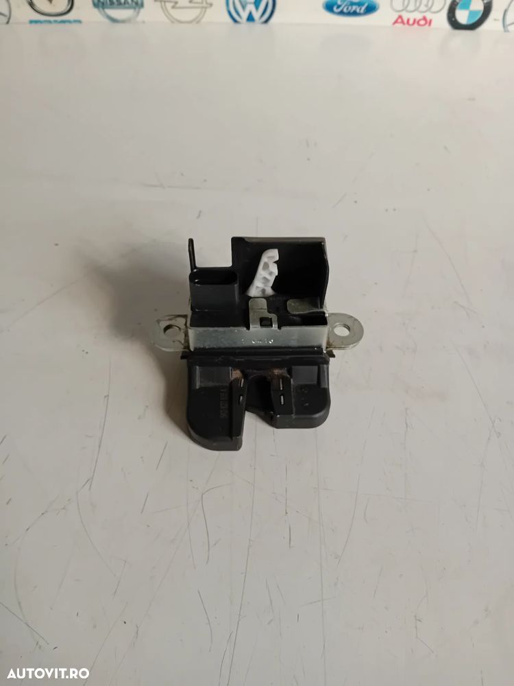 Broasca Blocator Incuietoare Haion vw Golf 6 VI Hatchback An 2008-2013 - 5