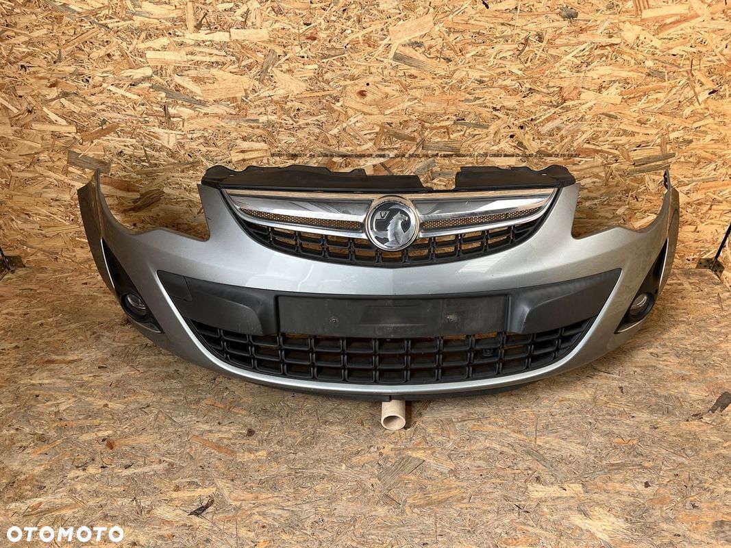 ZDERZAK PRZEDNI przód OPEL CORSA D LIFT halogeny Lakier: Z179 - 1