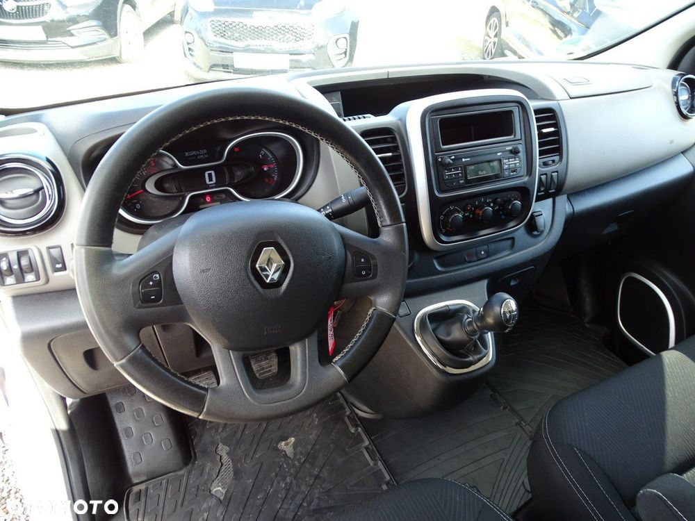 Renault Trafic - 9