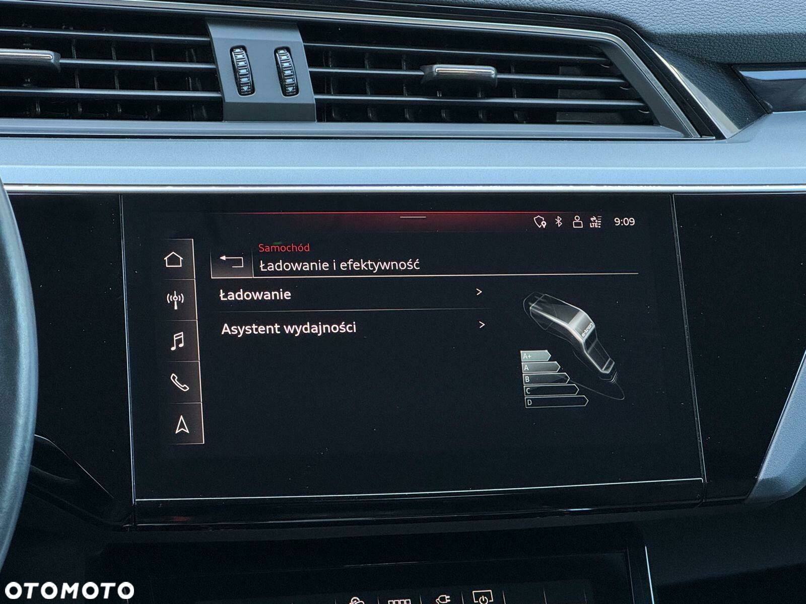 Audi e-tron - 20